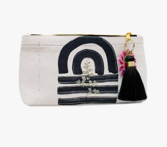 Small Tassel Pouch